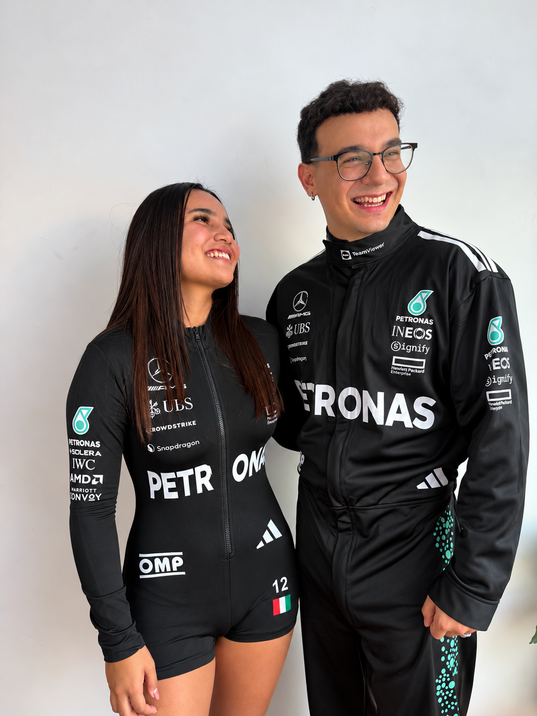 Disfraz Mercedes AMG- PETRONAS